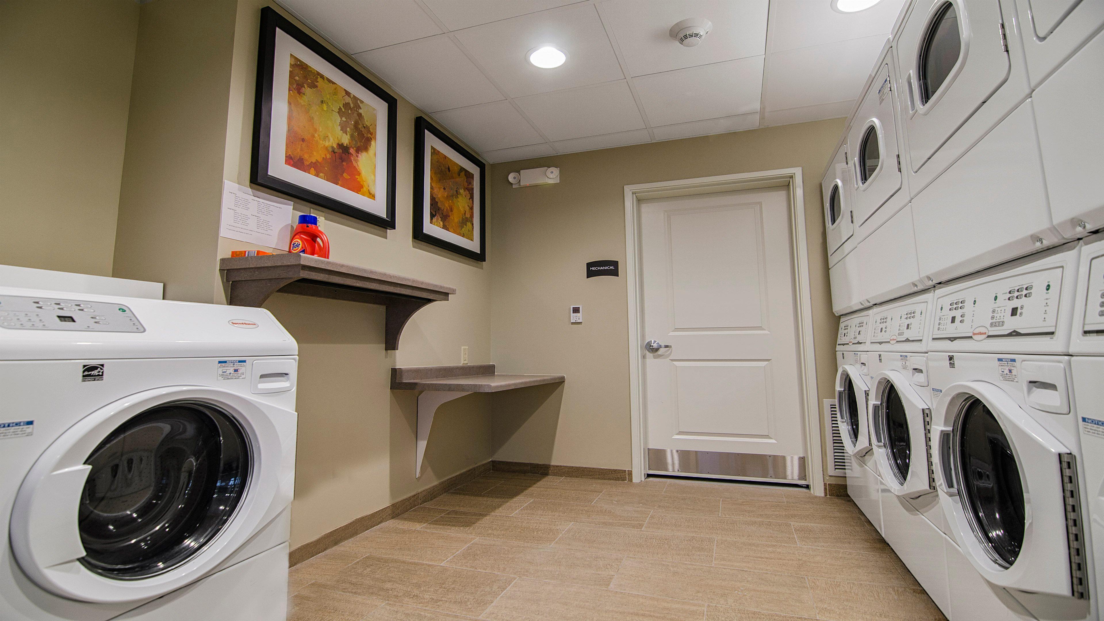 Staybridge Suites Marquette By Ihg Exteriör bild