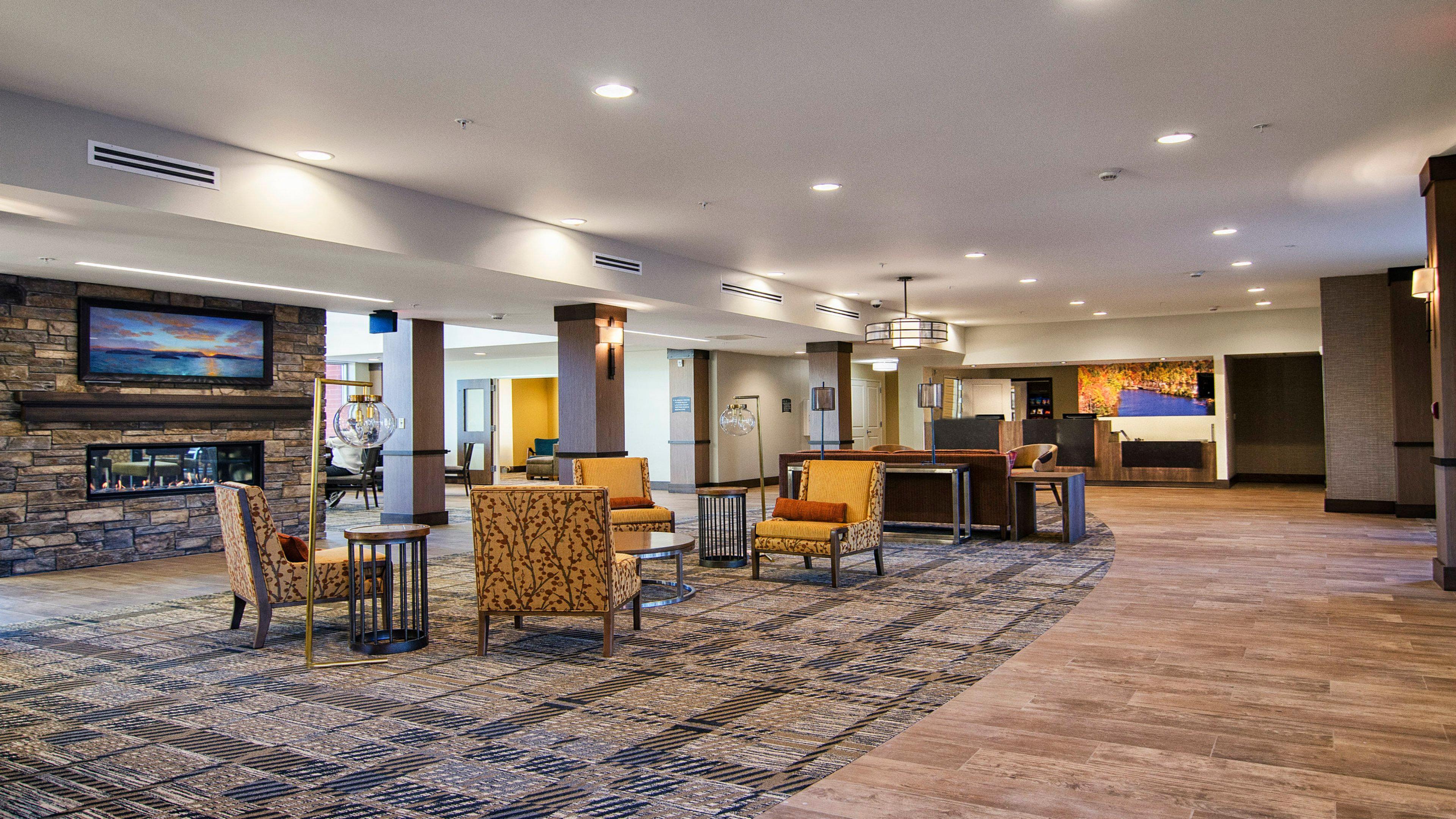 Staybridge Suites Marquette By Ihg Exteriör bild
