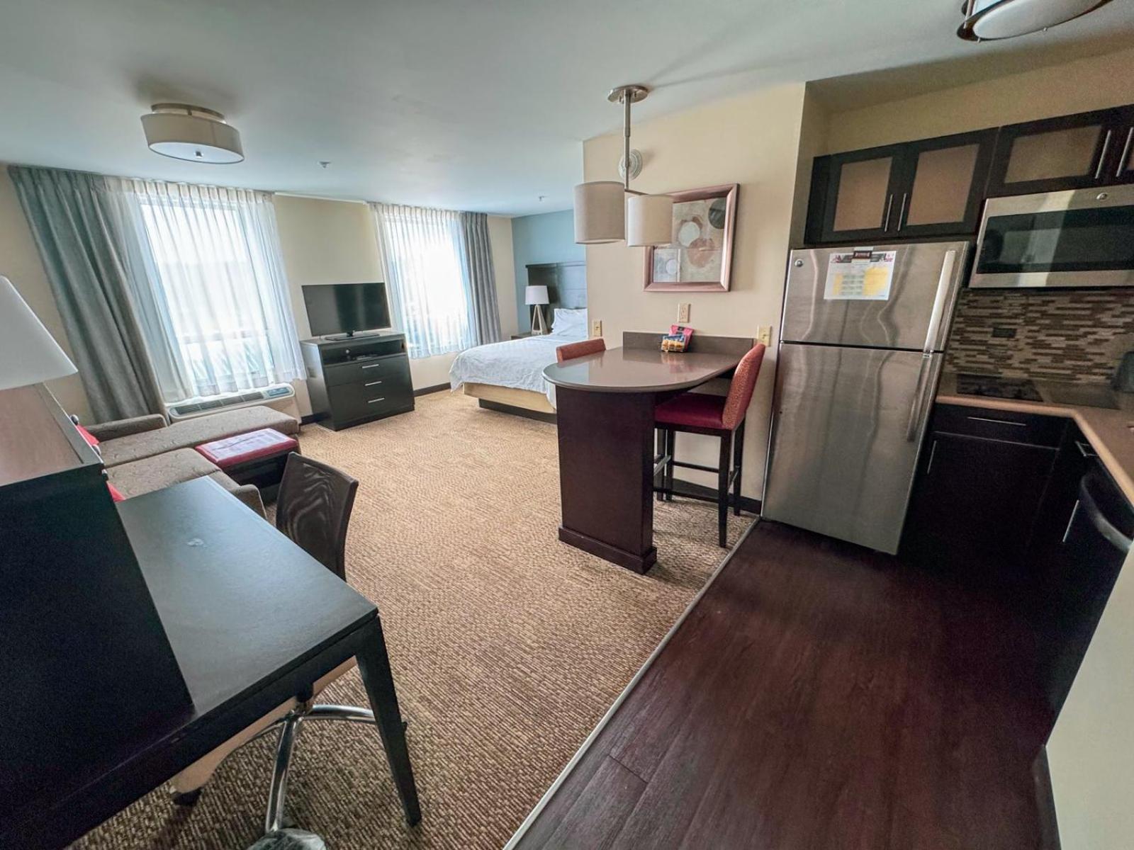 Staybridge Suites Marquette By Ihg Exteriör bild
